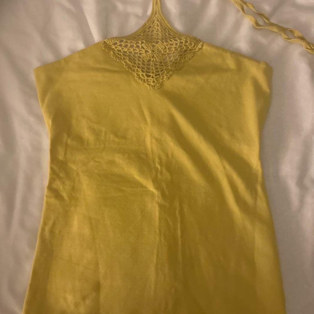 Yellow/cream halter top